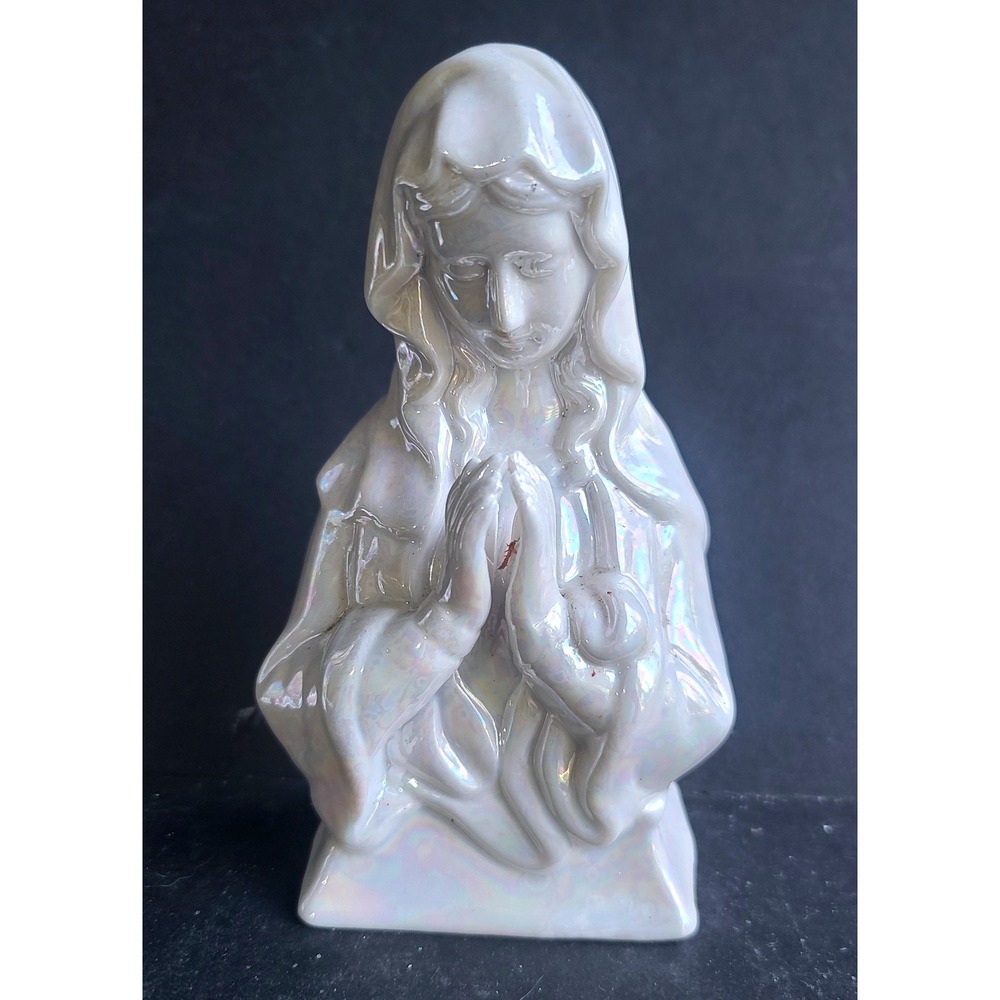 Praying Virgin Mary Pearlized Ceramic Bust Figurine Vintage K's Collection 6"